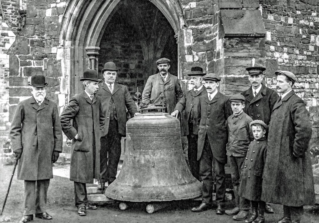 1a. Old tenor and group